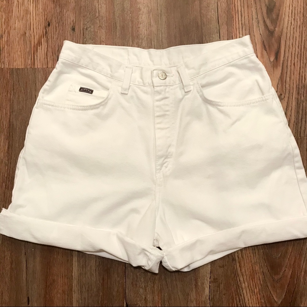 Riders Vintage Mom Shorts White - Waist 30”